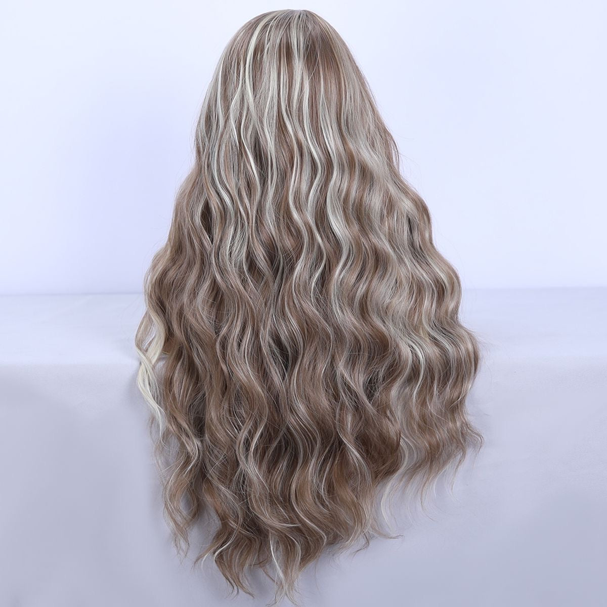 Long wavy synthetic wig, highlighted silver-blonde back view