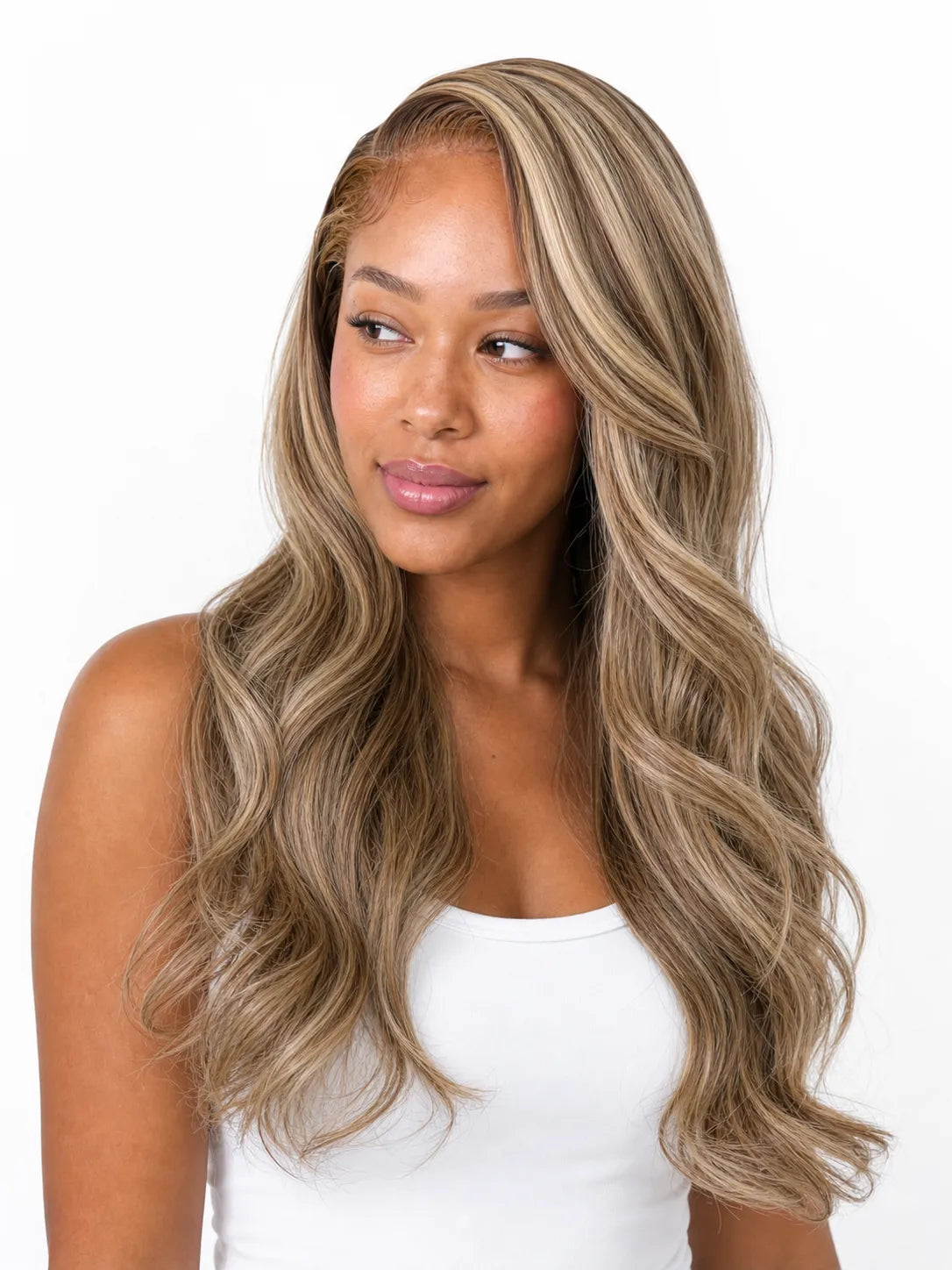 Honey-highlight lace wig with long wavy blonde hair, side-parted style