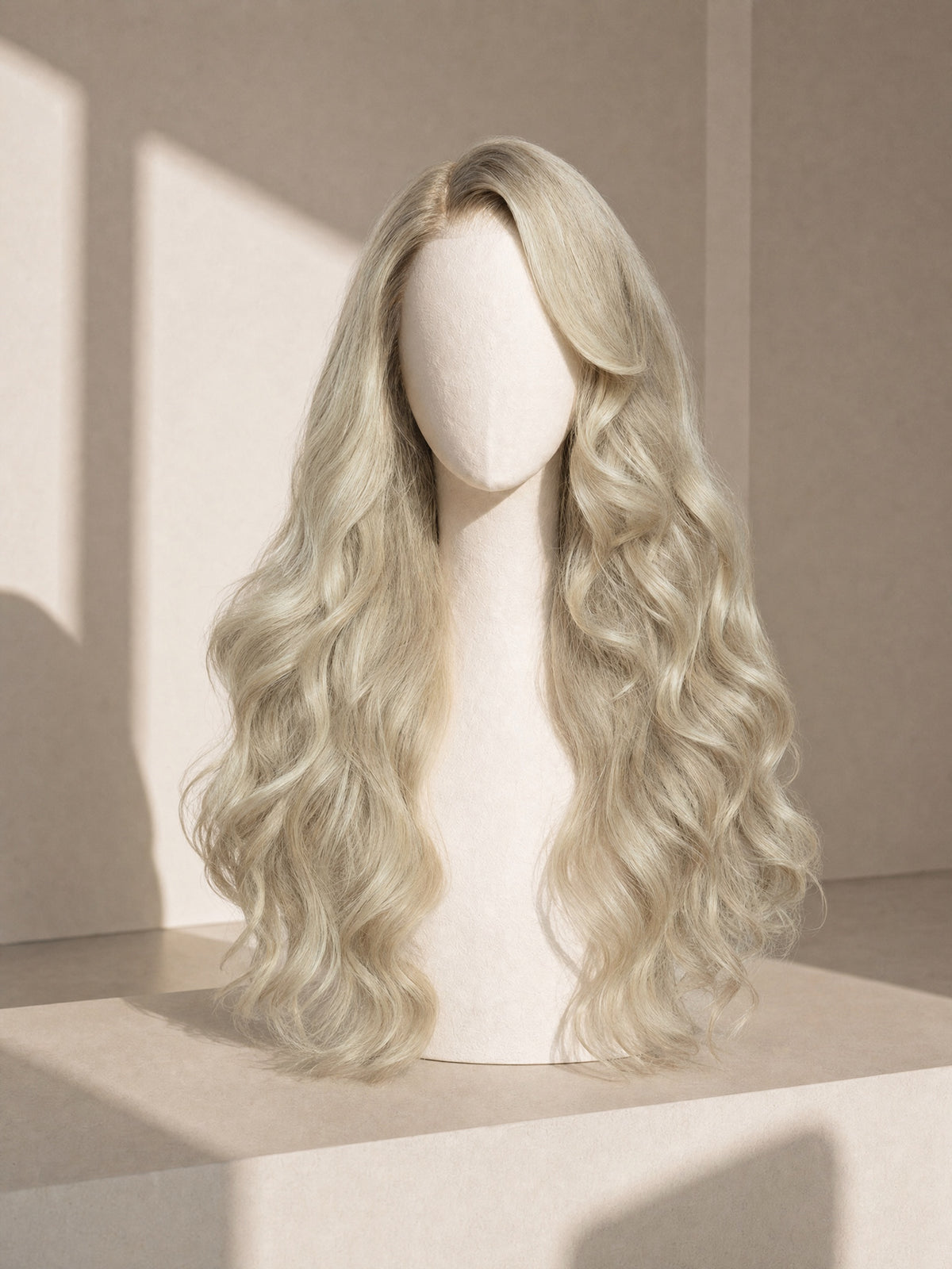 Lily glueless wig