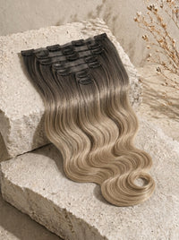 Seamless clip-in body wave weft, dark-to-light blend hair with clips