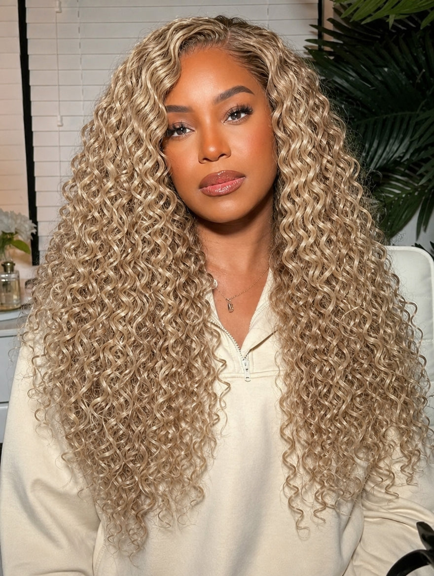 Long voluminous curly champagne-blonde hair extensions bundle, defined ringlets