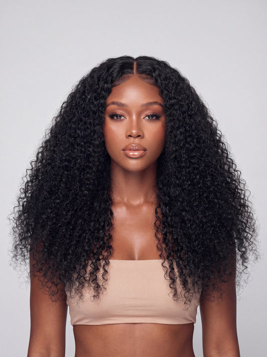 Curly U-part wig with long black curly hair and natural-looking U-part hairline